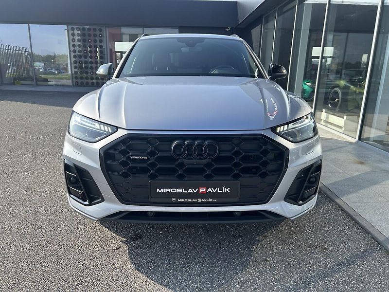 Audi Q5 S line 40 TDI quattro ZÁRUKA - fotka 2 z 40