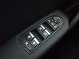Renault Captur (2024) 1.3 TCe MHEV - náhled 17