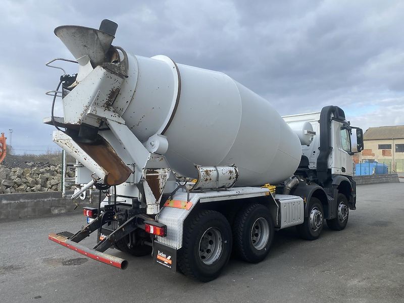 Mercedes-Benz Arocs 3240 8x4 Lieberr TOP STA - fotka 3 z 11