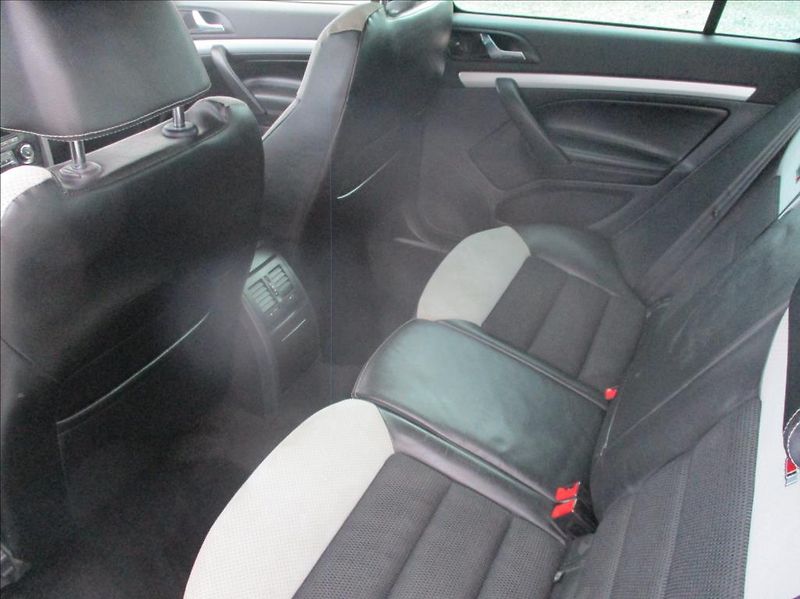 Škoda Octavia 2,0 TDI RS, aut.klima,tažné, - fotka 15 z 38