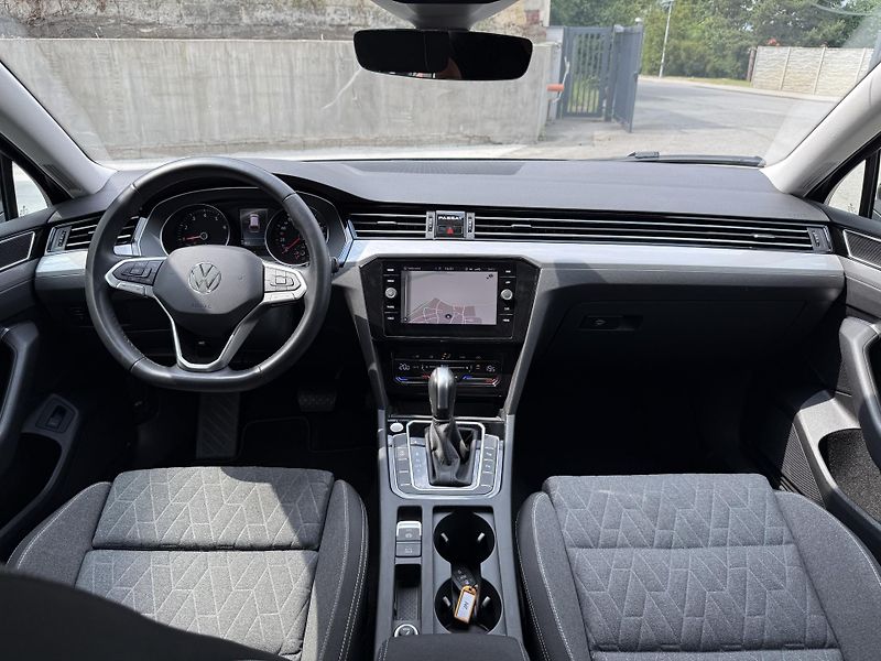 Volkswagen Passat Variant 1.5 TSI 110 kW - fotka 16 z 26