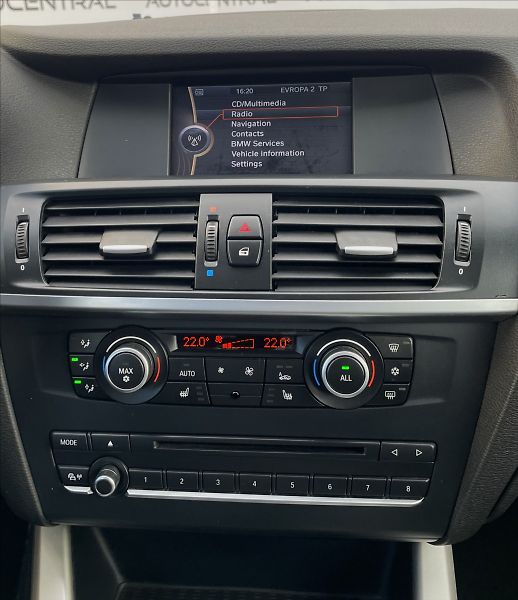 BMW X3 2,0 D XDrive,135kW,STK 1/28,se - fotka 15 z 24
