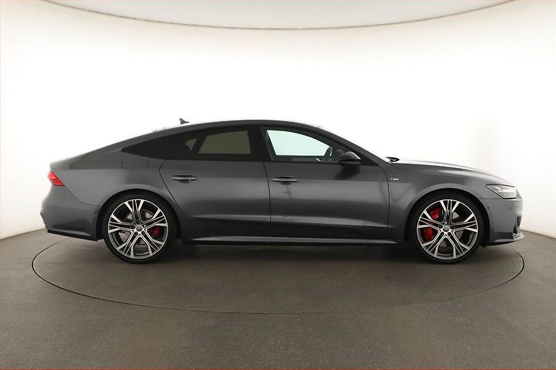 Audi A7 (2018) 55 TFSI - fotka 6 z 29