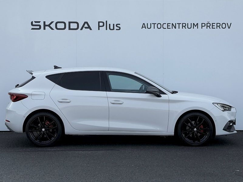 Seat Leon (2023) 1.5 TSI 96kW FR - fotka 32 z 35