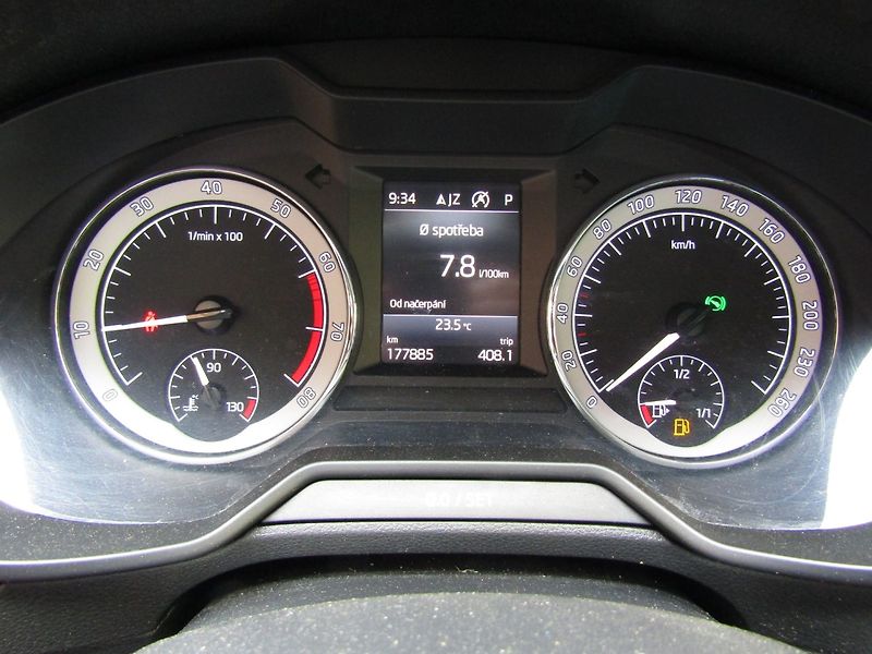 Škoda Octavia (2019) 1.5 TSI 110kW DSG - fotka 28 z 40