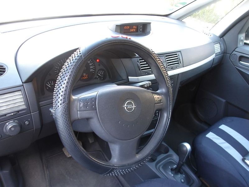 Opel Meriva 1,6i AUTOMAT ! - fotka 16 z 35
