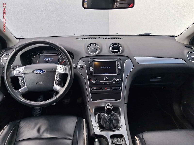 Ford Mondeo (2014) 2.0 TDCi, Business, bixen - fotka 8 z 19