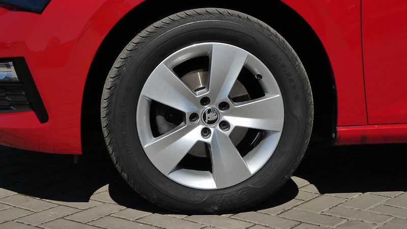 Škoda Scala 1.5TSI Style - fotka 23 z 24