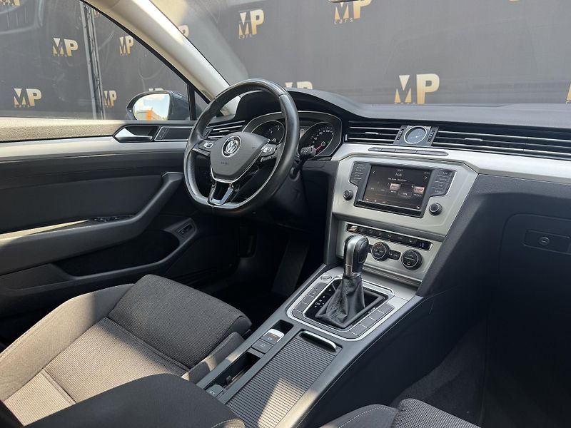 Volkswagen Passat (2015) B8 2.0TDi DSG Comfort+,el.kufr - fotka 15 z 52