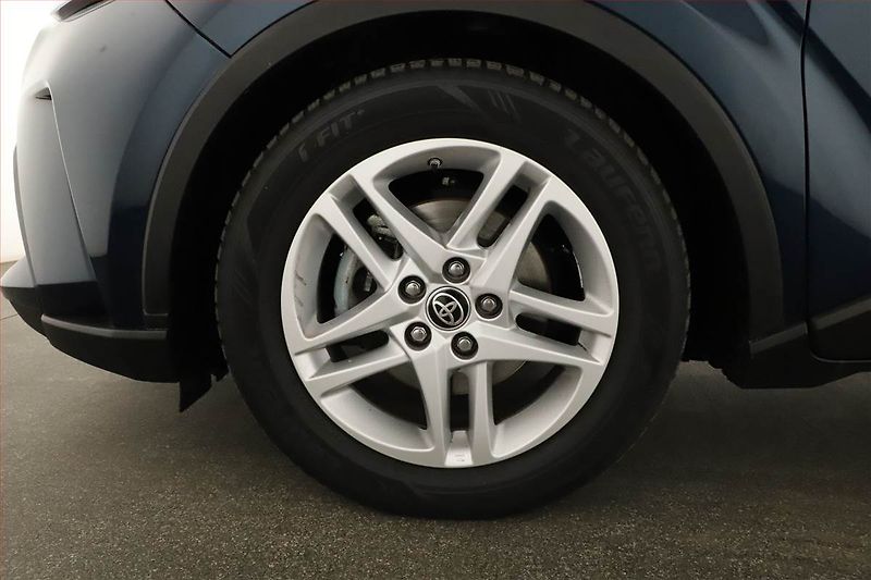Toyota C-HR (2023) Comfort 1.8 Hybrid, COMFORT - fotka 10 z 14