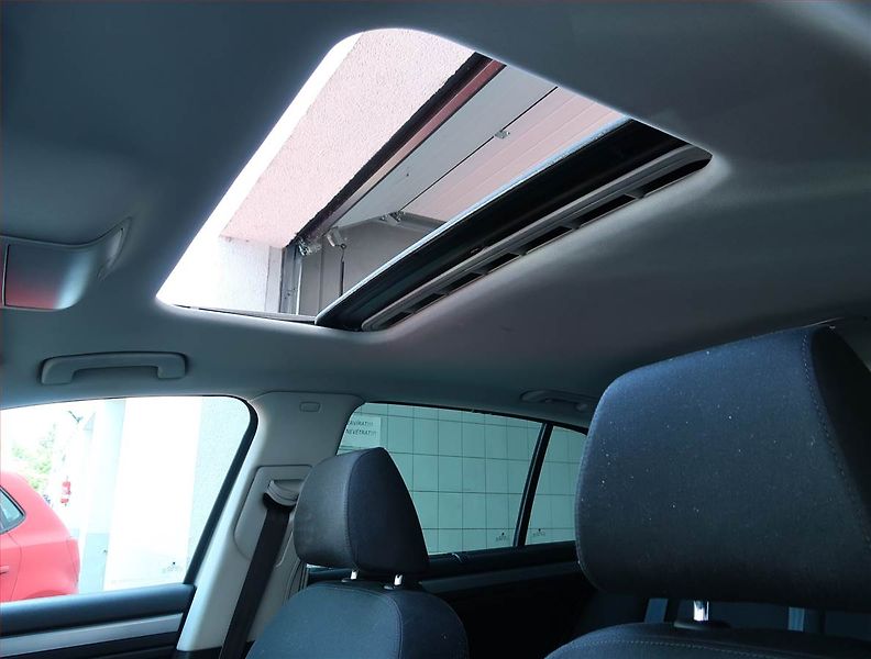 Škoda Superb (2008) 2.0 TDI, Automat, Serv.kniha - fotka 16 z 19
