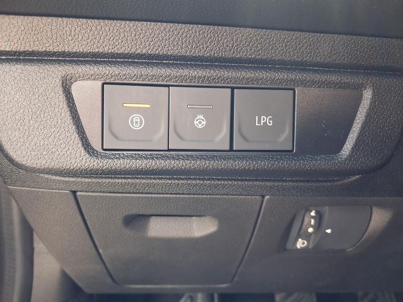 Dacia Sandero (2026) Stepway Extreme ECO-G 120 - fotka 22 z 37