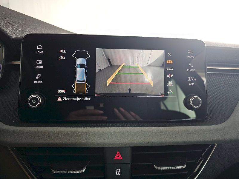 Škoda Kamiq (2025) 1.0TSI 85KW DSG TOP SELECTION - fotka 22 z 32