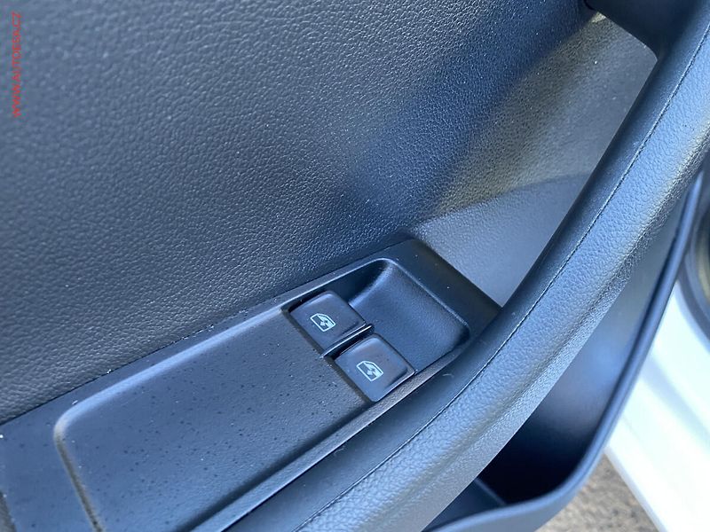 Škoda Fabia (2020) 1.0 TSi, ČR, Active, +kola - fotka 13 z 17