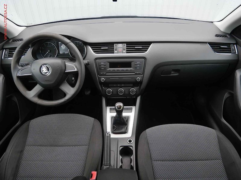 Škoda Octavia (2013) 1.2 TSi, AC, tempo, park - fotka 8 z 15