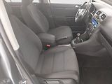 Volkswagen Golf (2010) 1.6 TDI, po STK, rezervace - náhled 9