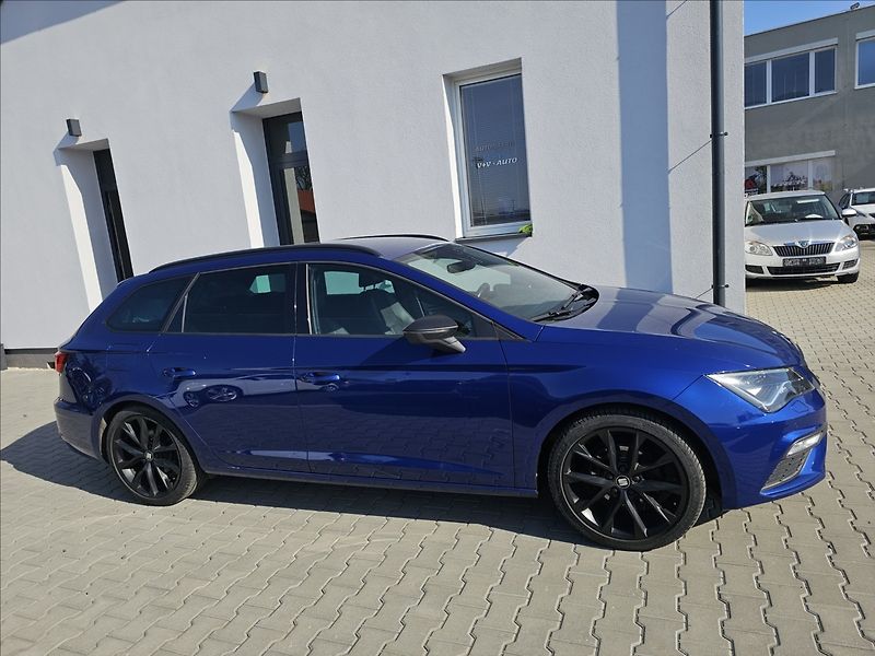 Seat Leon 1,5TSi 110KW  DSG FR ST TZ - fotka 5 z 46