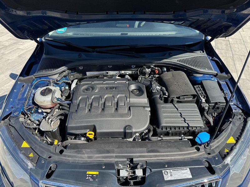 Škoda Octavia (2015) Edition 1.6 TDI 81kW - fotka 31 z 32