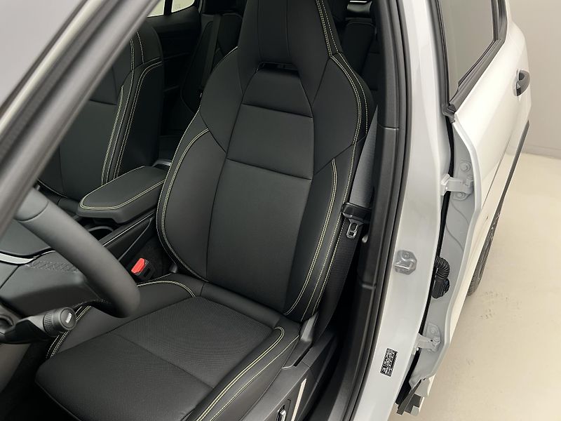 Lynk & Co 01 MORE PHEV AUT CZ 1.maj - fotka 17 z 54