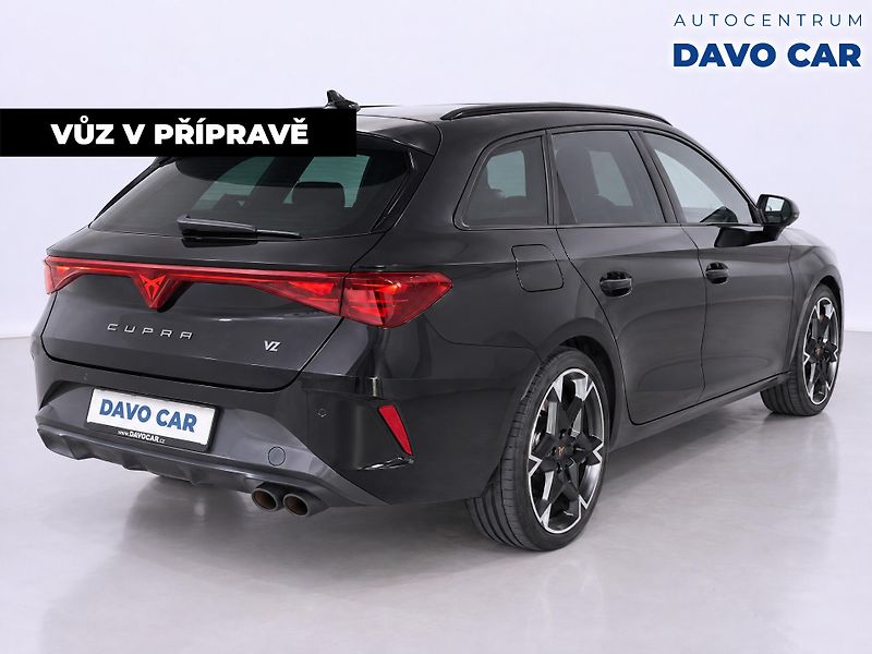 Cupra Leon 2,0 TSI 245kW DSG ST 4WD VZ - fotka 5 z 12