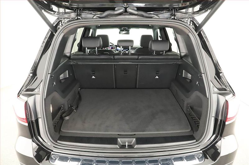 Mercedes-Benz GLB (2026) 200, AMG Line, Navigace - fotka 18 z 20