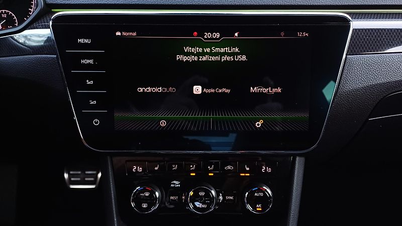 Škoda Superb 140kW TDI 4x4 SPORTLINE - fotka 37 z 47