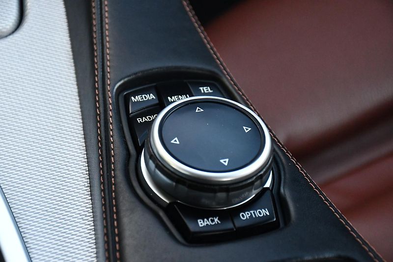 BMW Řada 6 640d xDrive M-SPORT ČR - fotka 42 z 49