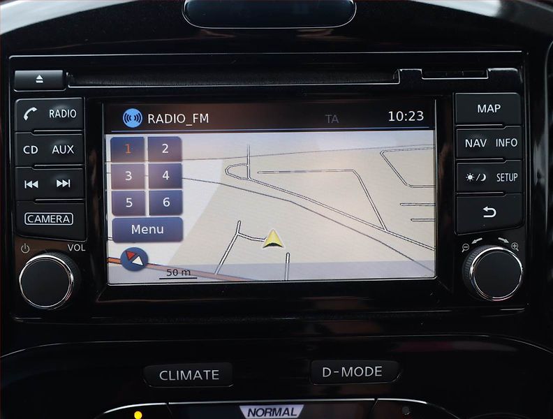 Nissan Juke (2015) 1.2 DIG-T, Navi, Tempomat - fotka 13 z 20