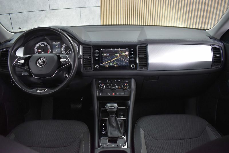 Škoda Kodiaq 2.0 TDI 110*DSG*ACC*KAMERA*DPH - fotka 7 z 38