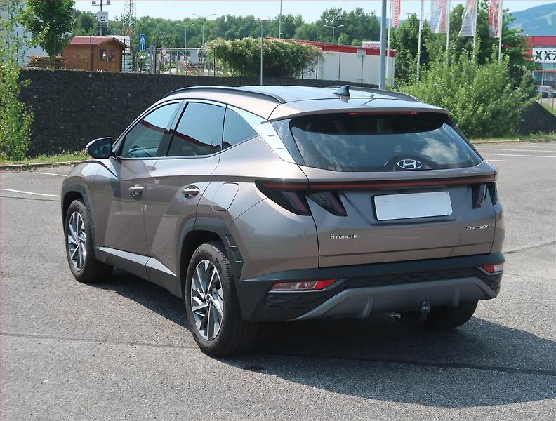 Hyundai Tucson (2022) 1.6 T-GDI - fotka 4 z 13