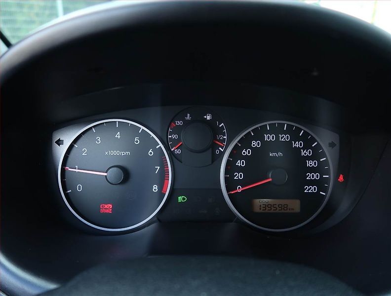 Hyundai i20 (2009) 1.2 - fotka 11 z 14