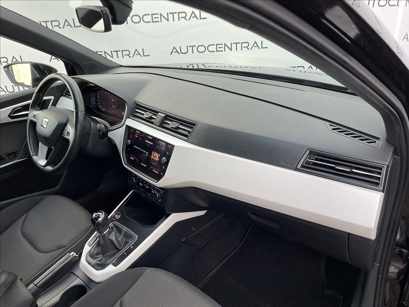 Seat Arona 1,0 TSi,Xcellence,STK do 2/28 - fotka 21 z 25