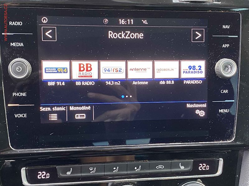 Volkswagen Golf (2018) 1.5 TSi, Join, panor - fotka 16 z 19