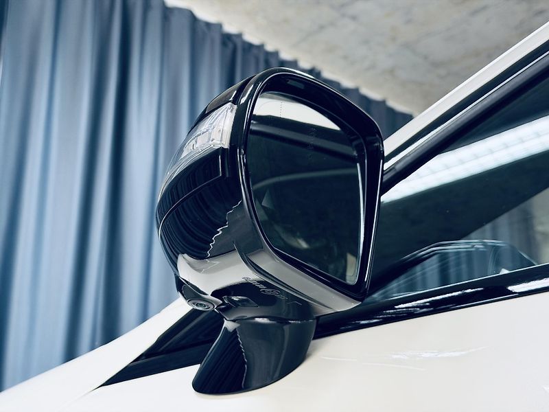 Mercedes-Benz Třídy S (2018) S63 AMG COUPE CARBON SWAROVSKI - fotka 13 z 43