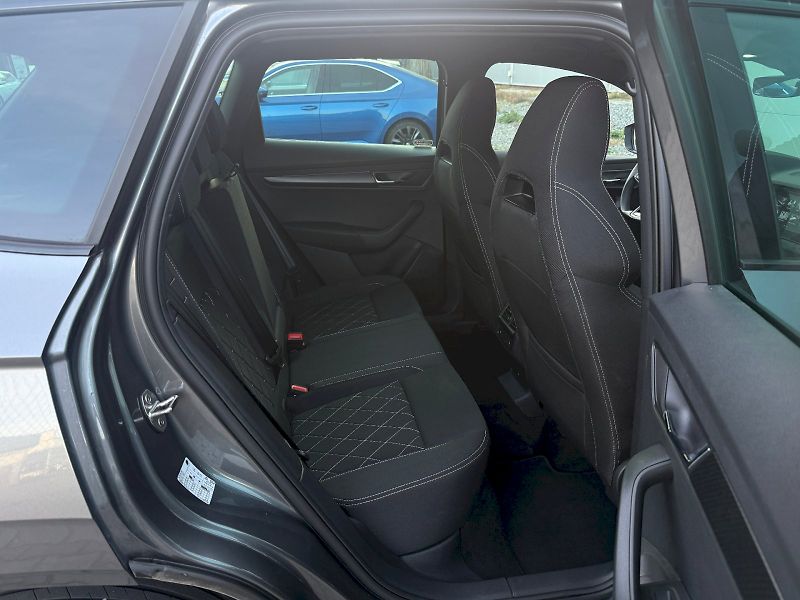 Škoda Karoq (2025) 1.5 TSI 110 kW DSG SportLine - fotka 27 z 27