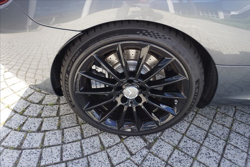 Mercedes-Benz SLC 3,0 AMG 43 - fotka 7 z 20
