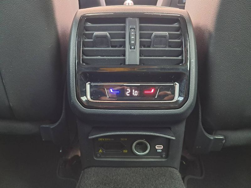 Volkswagen Passat Variant (2022) ELEGANCE 1.5 TSI / 110 kW EVO - fotka 26 z 31