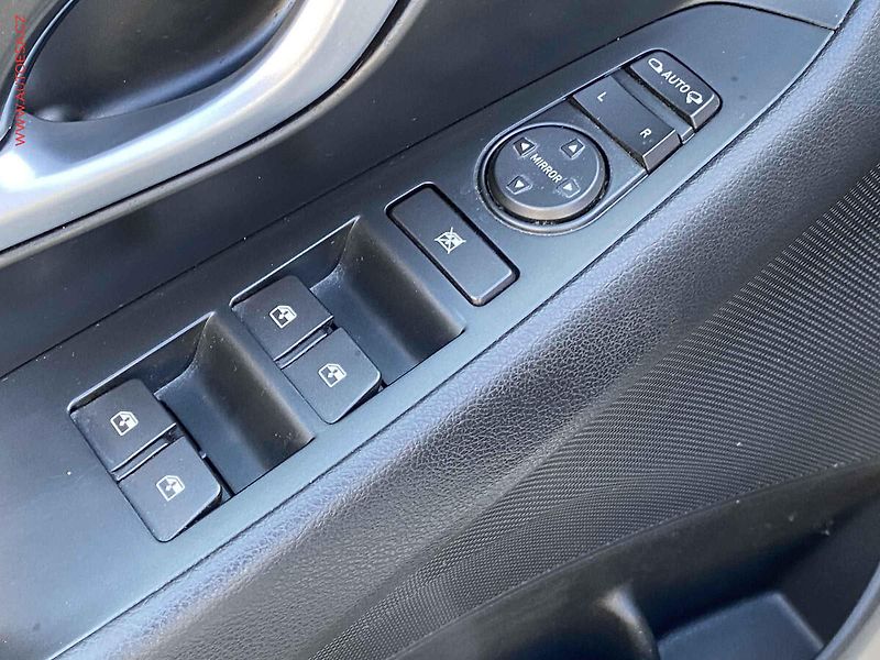 Hyundai i30 (2020) 1.4 T-GDi, 1.maj,ČR, AC - fotka 11 z 15