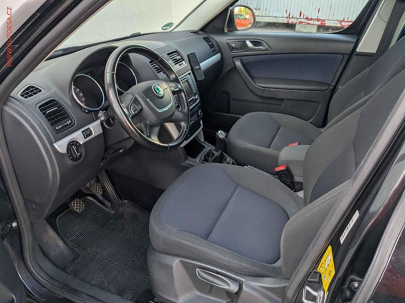 Škoda Yeti (2012) 2.0TDi 4x4, Ambition, park - fotka 9 z 15