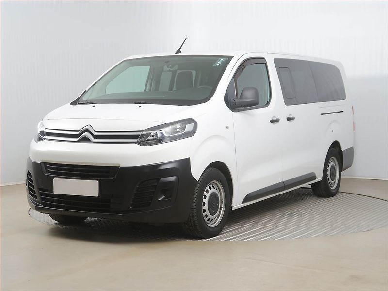 Citroën Jumpy (2019) 2.0 BlueHDi, Bus, 5Míst, ČR - fotka 2 z 15