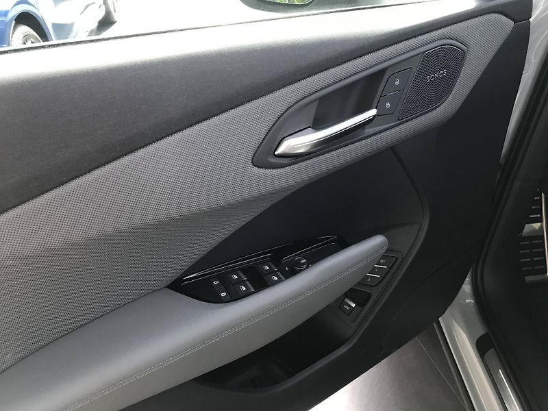 Audi Q3 quattro ST7 2,0TFSI - fotka 14 z 23