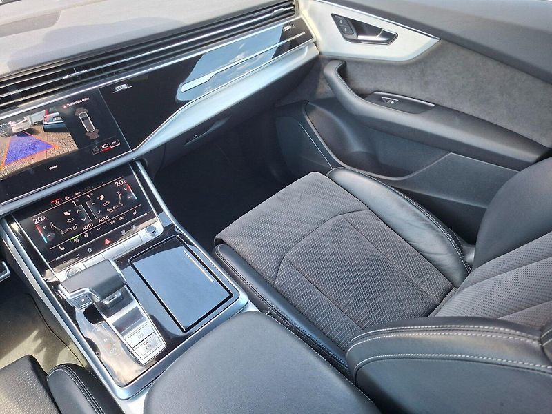 Audi Q7 (2022) 50TDI 210kW S-LINE -1.MAJ.-DPH - fotka 14 z 37