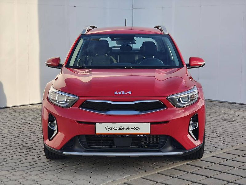 Kia Stonic 1,0 T-GDi GPF 7DCT EXCLUSIVE 7 - fotka 4 z 23