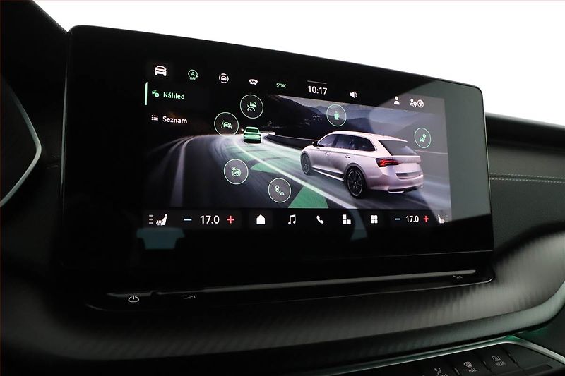 Škoda Octavia (2025) Sportline 1.5 eTSI mHEV - fotka 16 z 24
