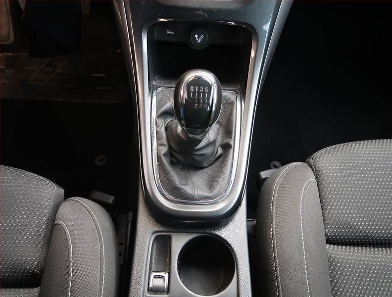 Opel Astra (2014) 1.4 T, Navi, Xenony, Tempomat - fotka 13 z 20
