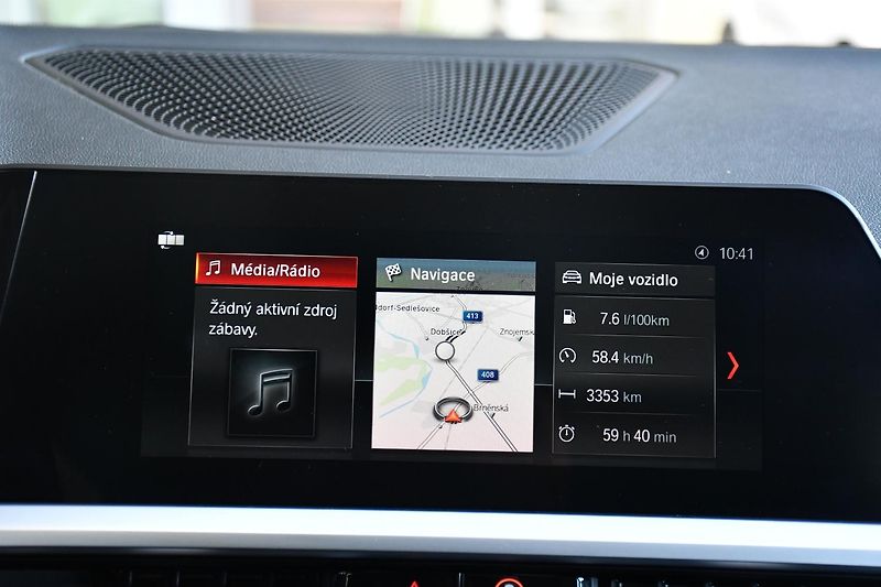 BMW Řada 3 320D xDrive 2xALU 1M ČR - fotka 29 z 38