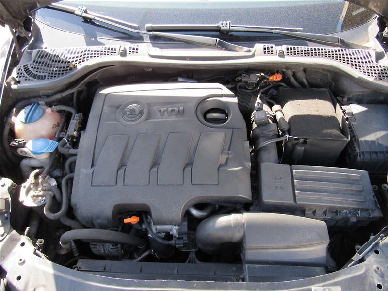 Škoda Octavia 1,6 TDI 77kW Combi - fotka 27 z 27
