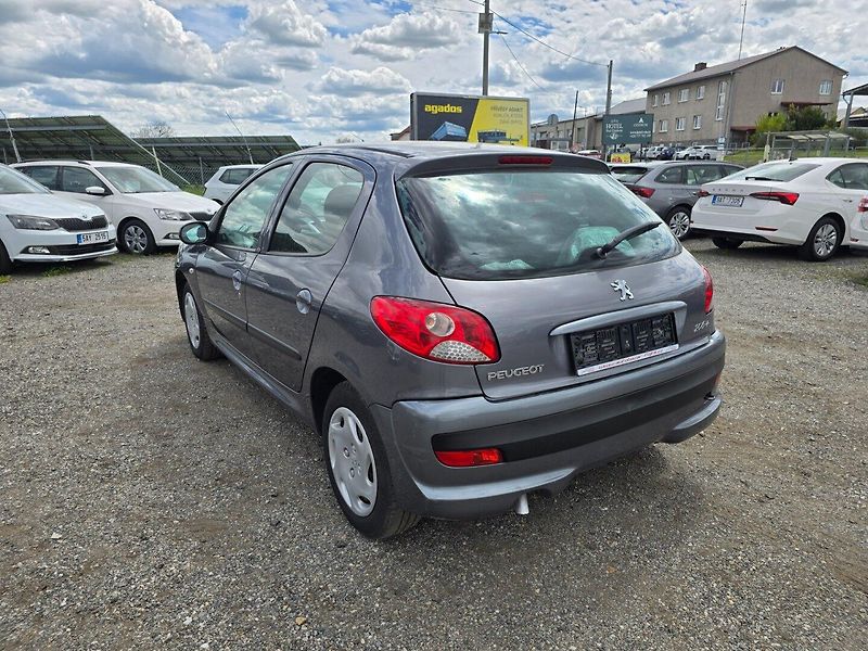 Peugeot 206 (2009) 206 1.1 44kw,klima,2 s - fotka 5 z 23
