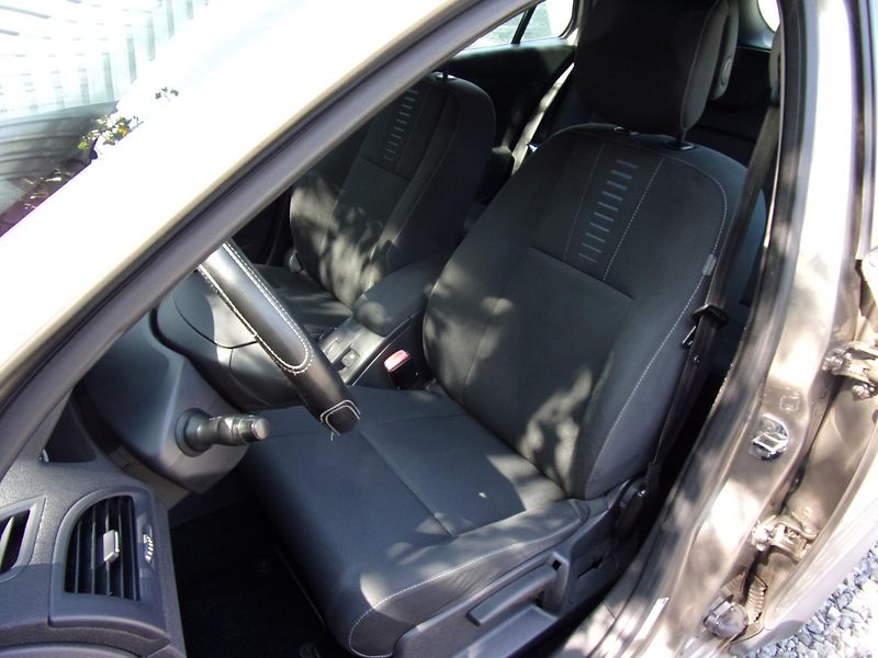 Renault Mégane (2010) 1.4TCe96kW 2xALU KOLA DIGIKLIM - fotka 13 z 22