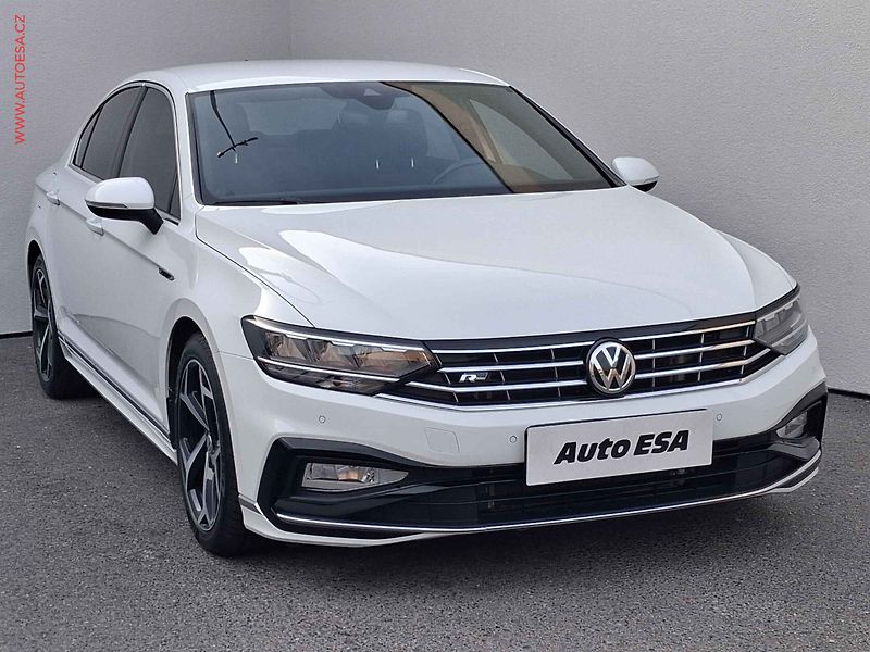Volkswagen Passat (2020) 2.0TDi, ČR, DSG, LED, kamera - fotografie inzerátu